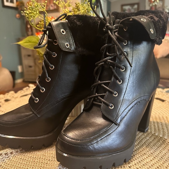 Combat boots - Picture 2 of 7